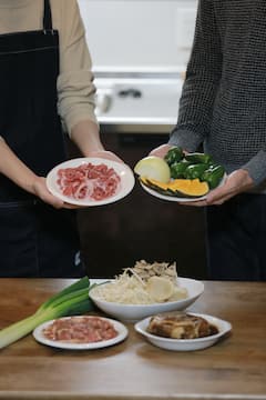 地元で最も有名なラムバーベキューを自宅で堪能