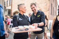 Sigue a un chef local por el mercado de Pike Place