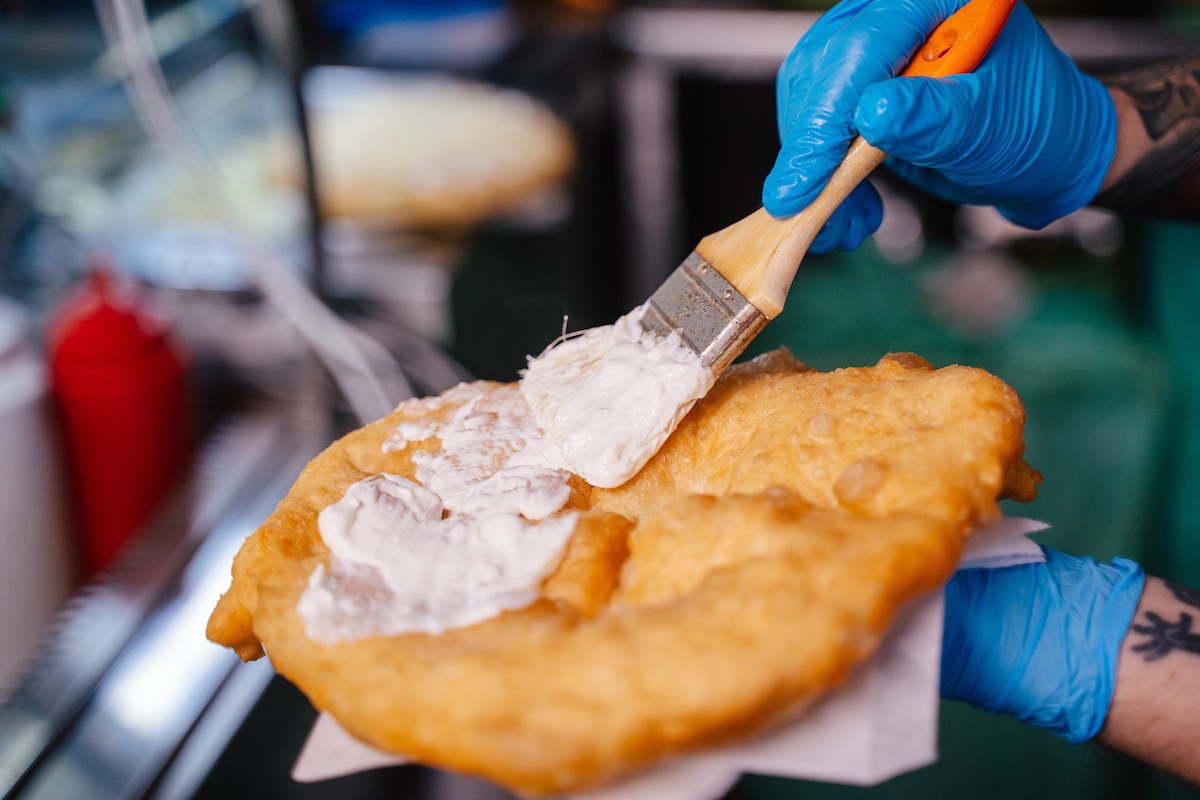 Budapest Food Tour with Tasters & Wines & Taverns