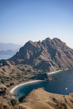Private & Shared Komodo Tour – 6 Destinations