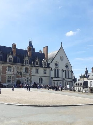Blois and Chambord private tour and local tasting