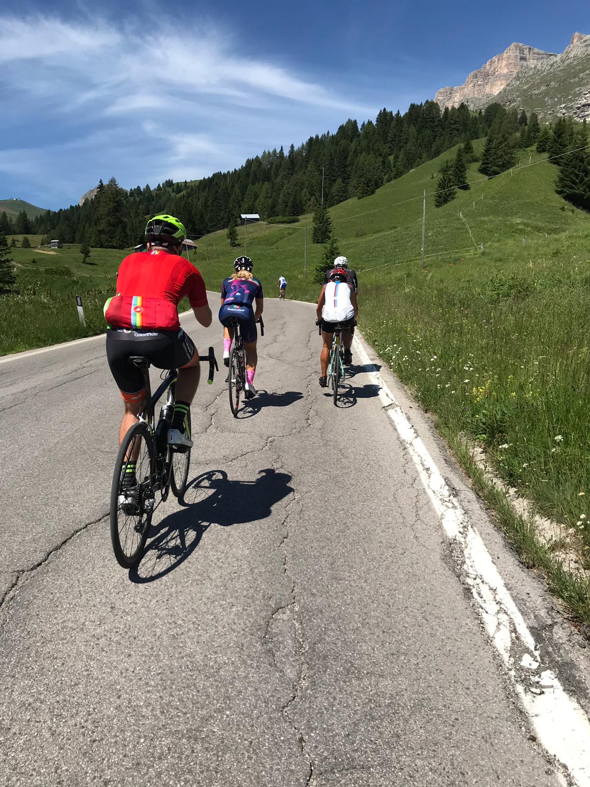 Cycle through hills and villages near Perugia