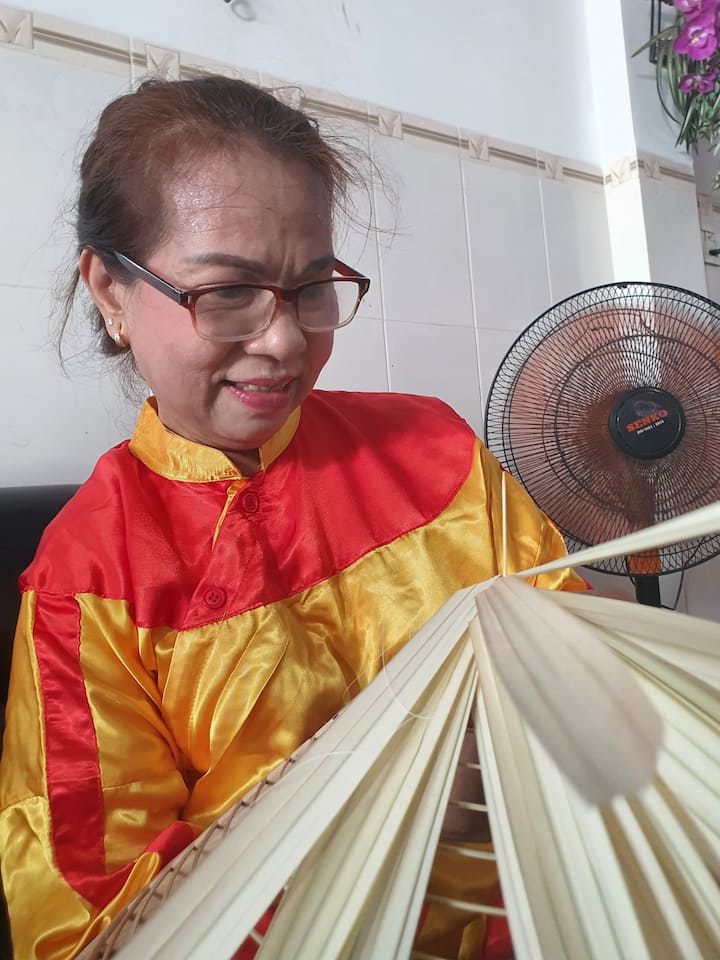 ვიეტნამური ხელნაკეთობები ოსტატისგან