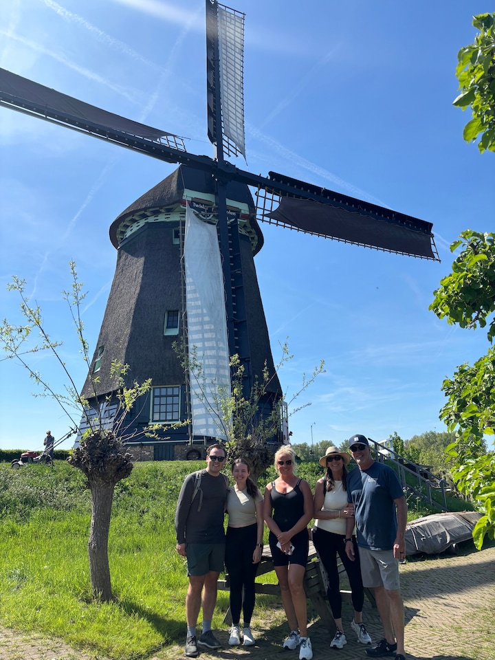 Cycle to Zaanse Schans windmills on e-bikes · ☆4.78