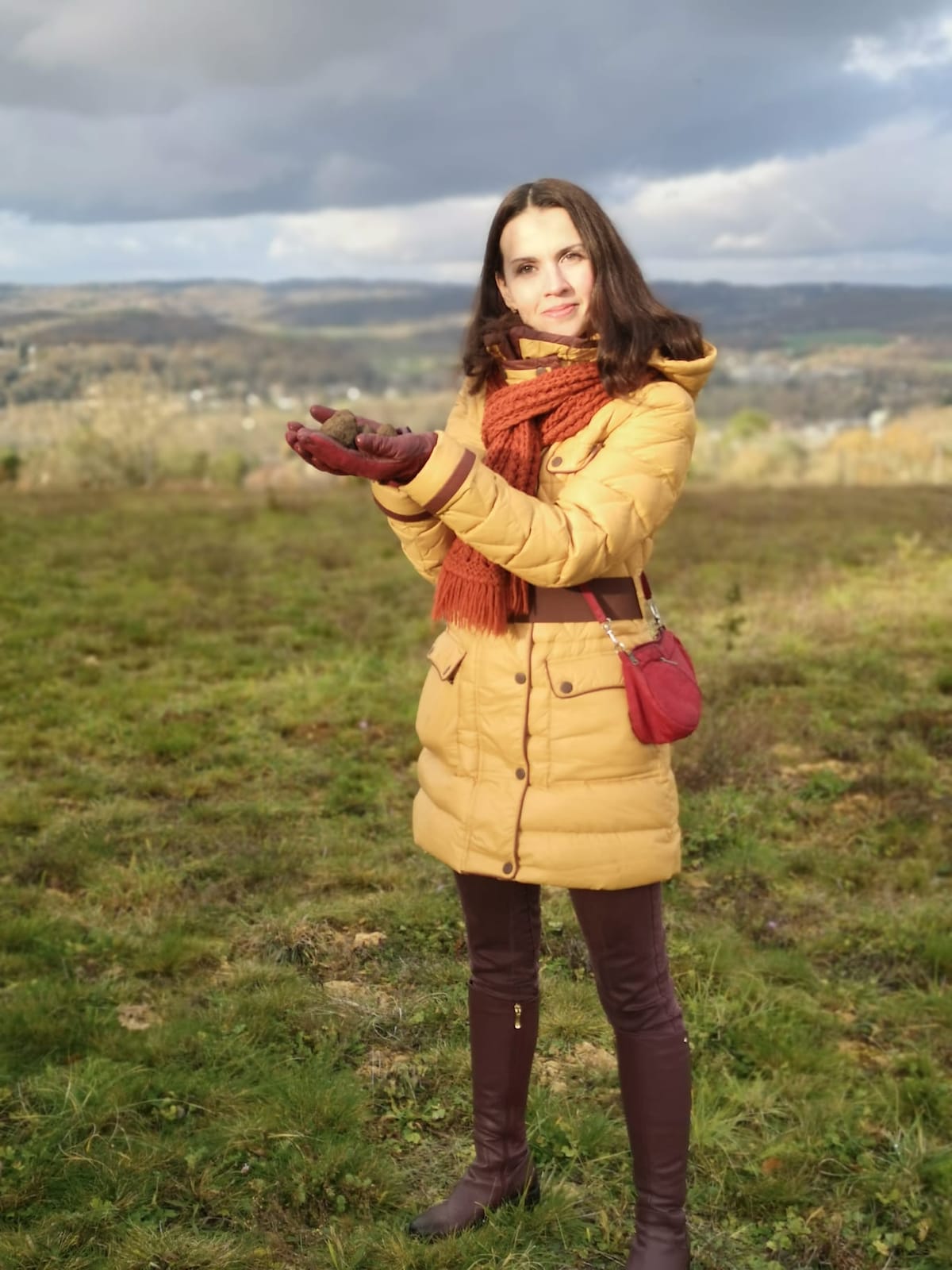 Identify and harvest truffles in the Périgord