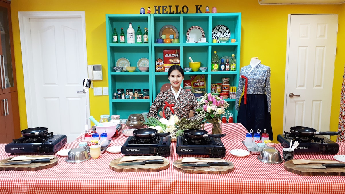 現地家庭の伝統料理と市場散策