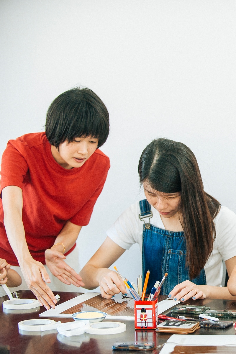 Weave cassette tapes into MusicCloth