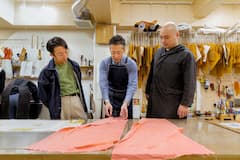 亲手绘制 Yuzen 染色杯垫
