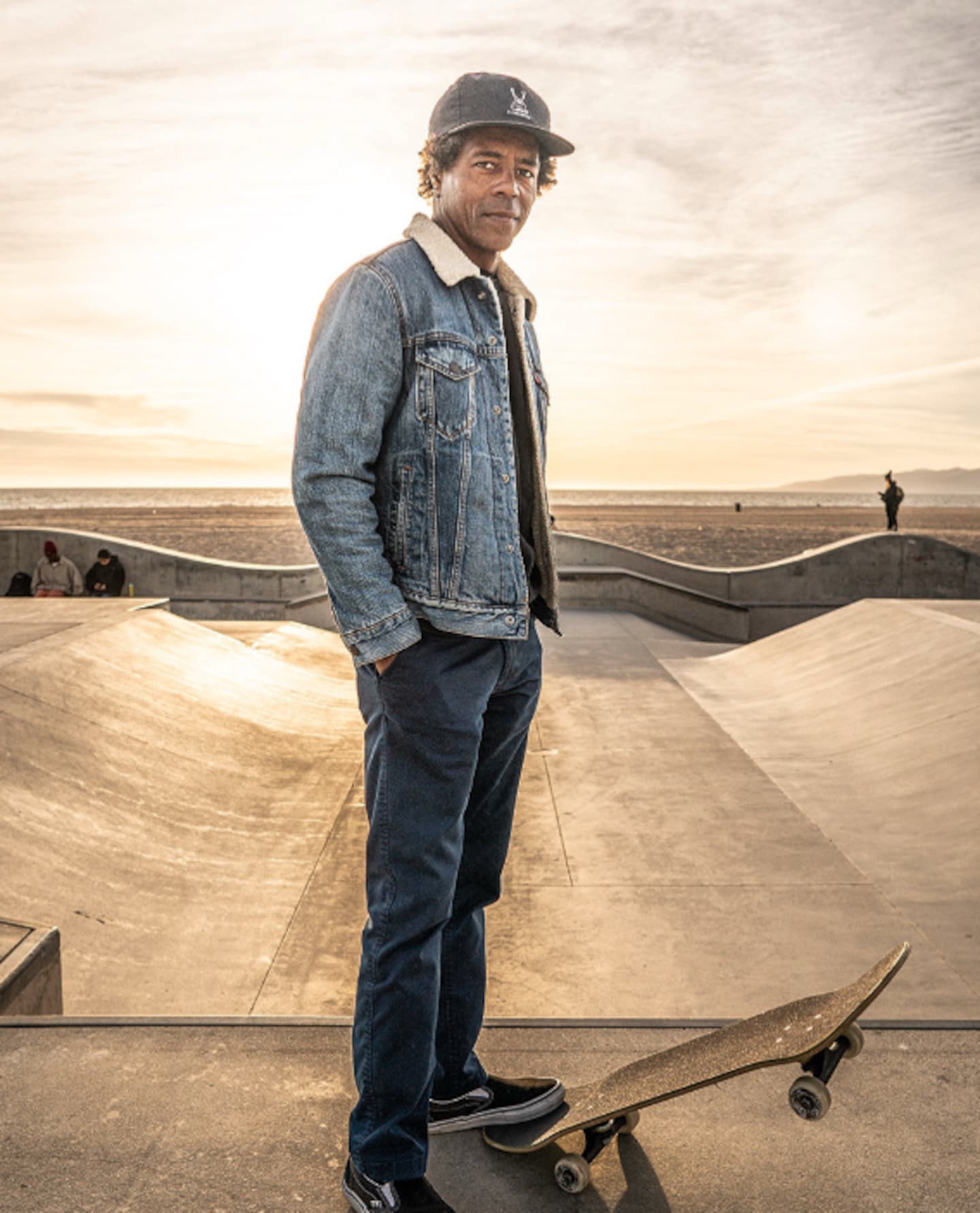 Learn to skateboard in Venice with a Z-Boy