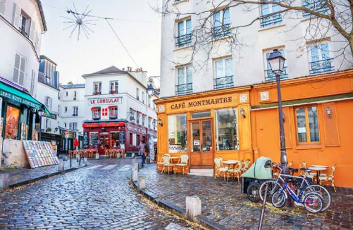 Expérience vocale à Montmartre avec une guide soprano