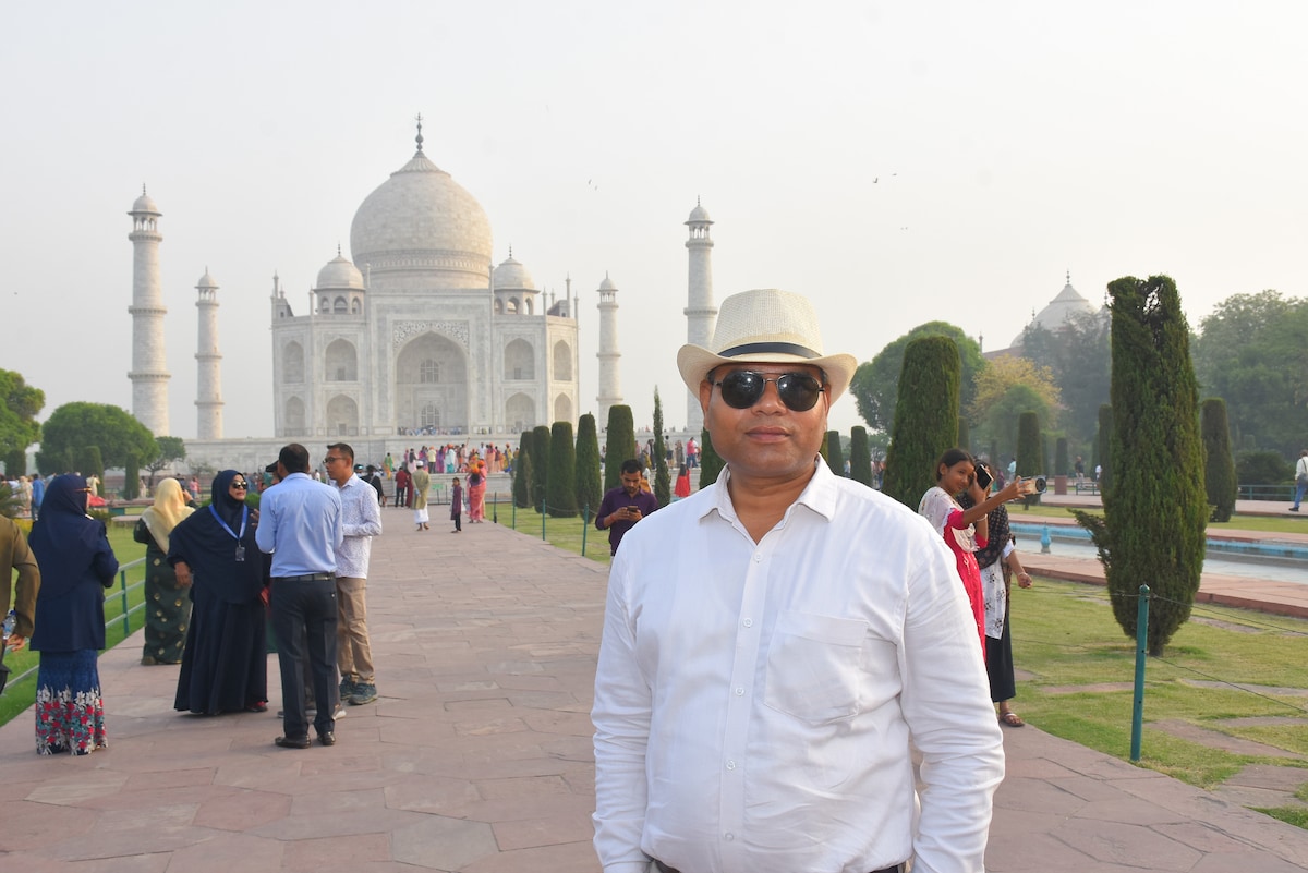 Sunrise Taj Mahal Day Trip from Delhi by Car