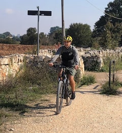 Alberobello and the wines of Valle d'Itria by ebike