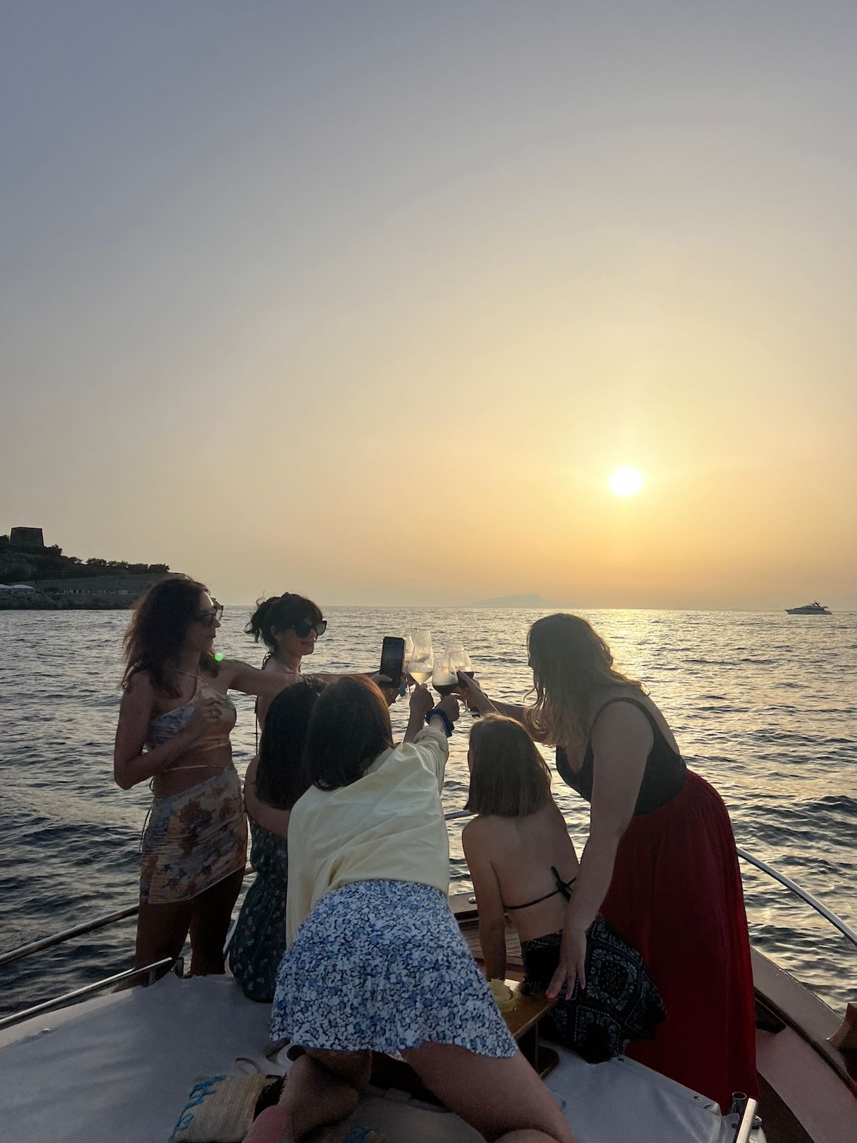 Sunset aperitif boat cruise