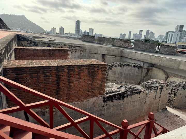 Visite du château de San Felipe de Barajas avec billets