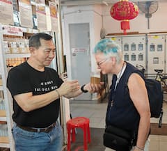 乘坐私家车探索城市精华景点