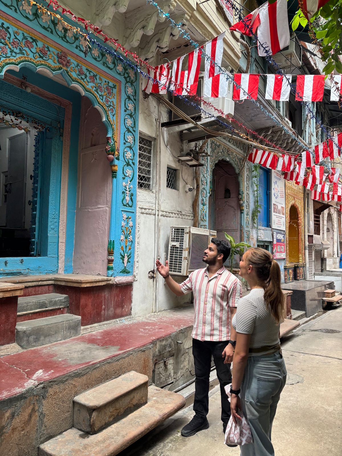 A Day In Delhi: Old And New Delhi Full Day Tour