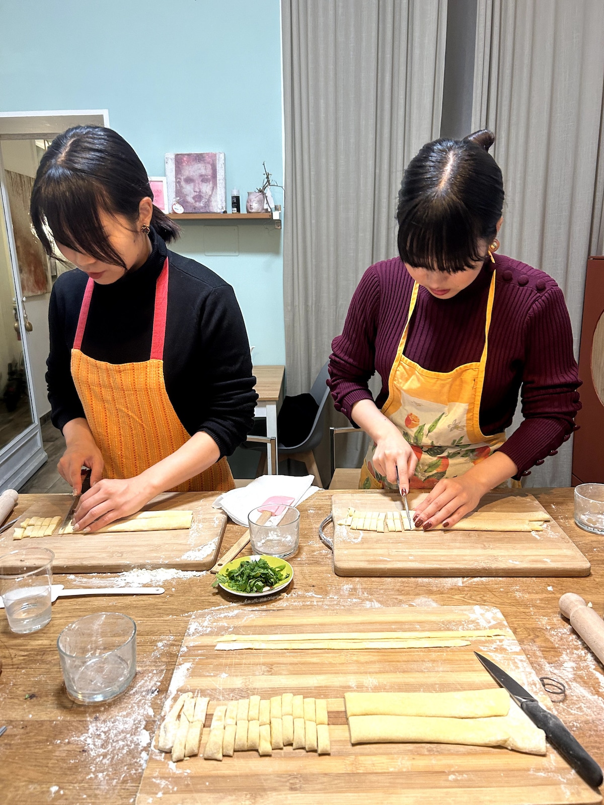 Make fresh pasta and Neapolitan meat sauce