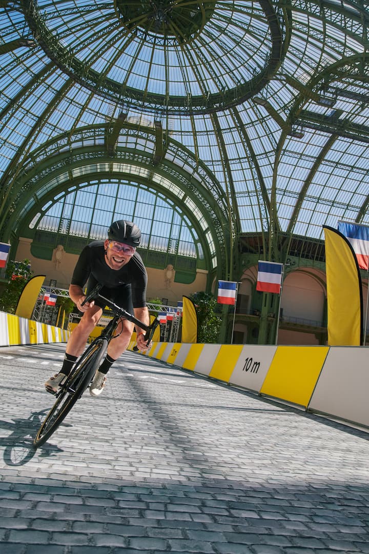 Ride with Sir Mark Cavendish at the Grand Palais