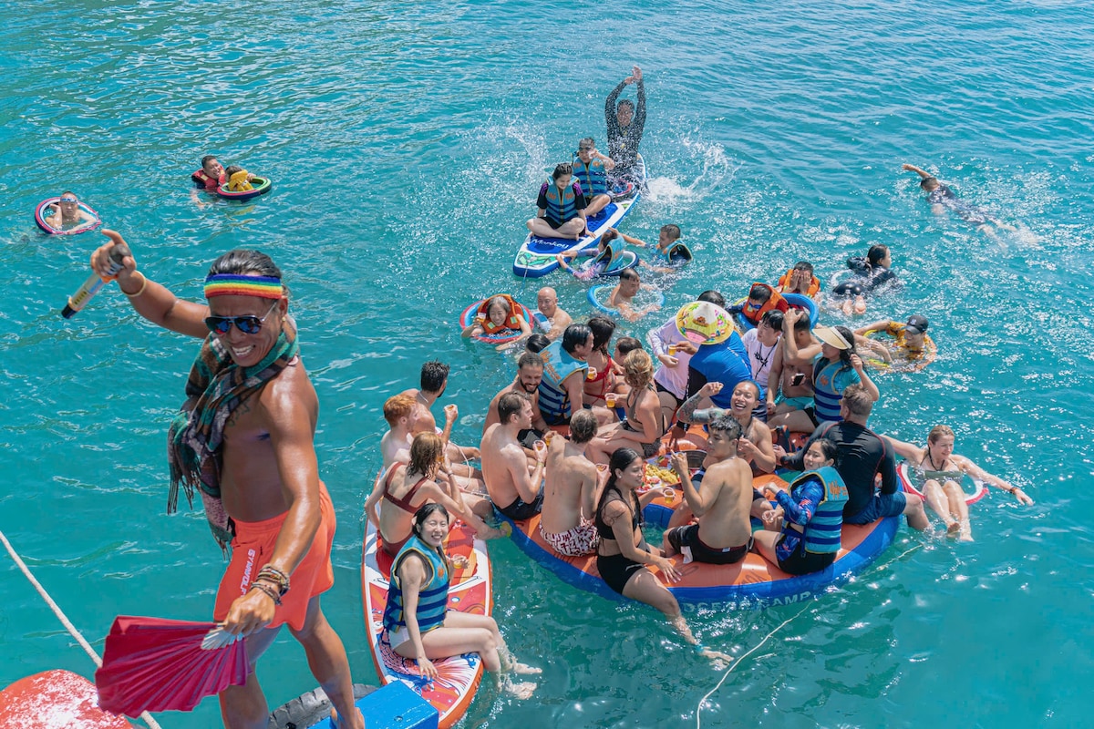Island Hopping, Live Music & Floating Bar Party