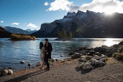 Take photos in Banff's scenic mountain spots