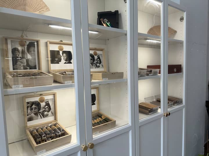 გაეცანით სიგარების ისტორიას „სიგარების დედოფლებისგან“