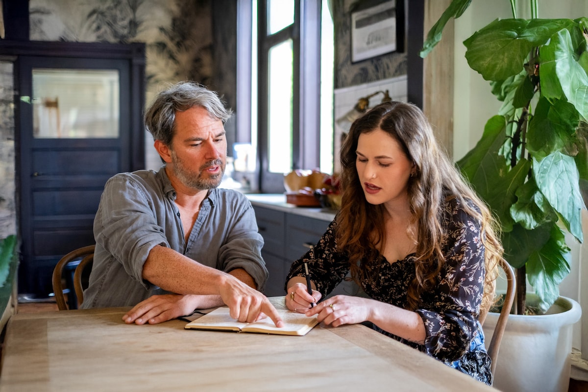 Learn How to Write a Song in Austin w/ Songwriter