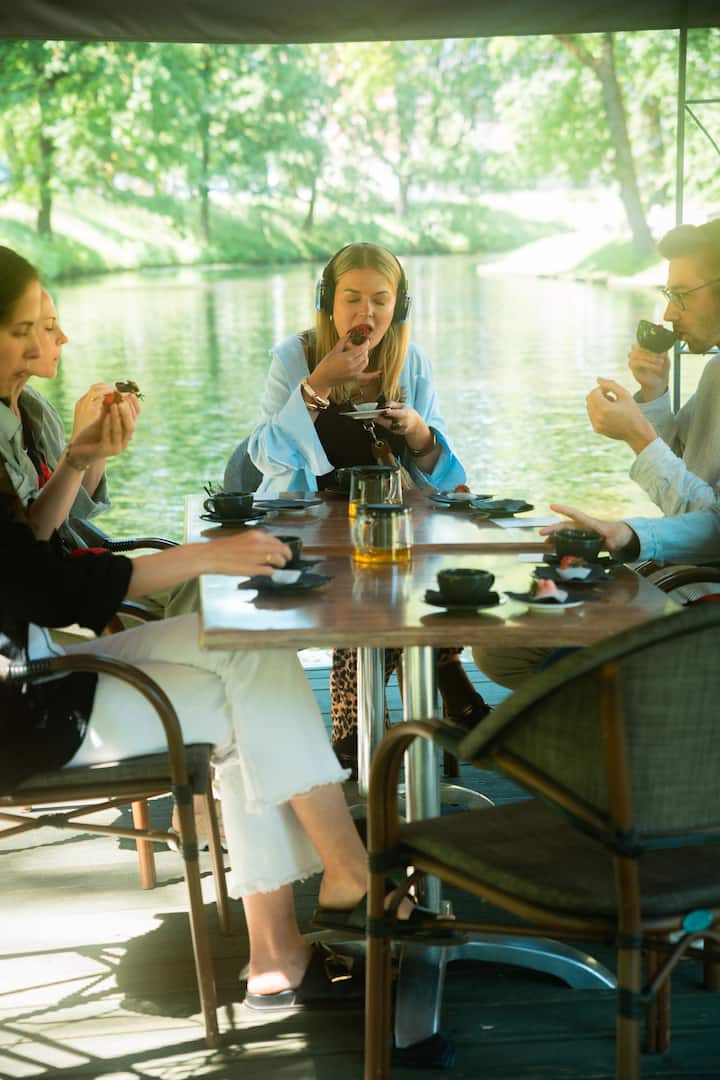 Музика и осъзнатост в парковете на Рига