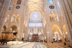Visita Notre Dame con un experto en grupos pequeños
