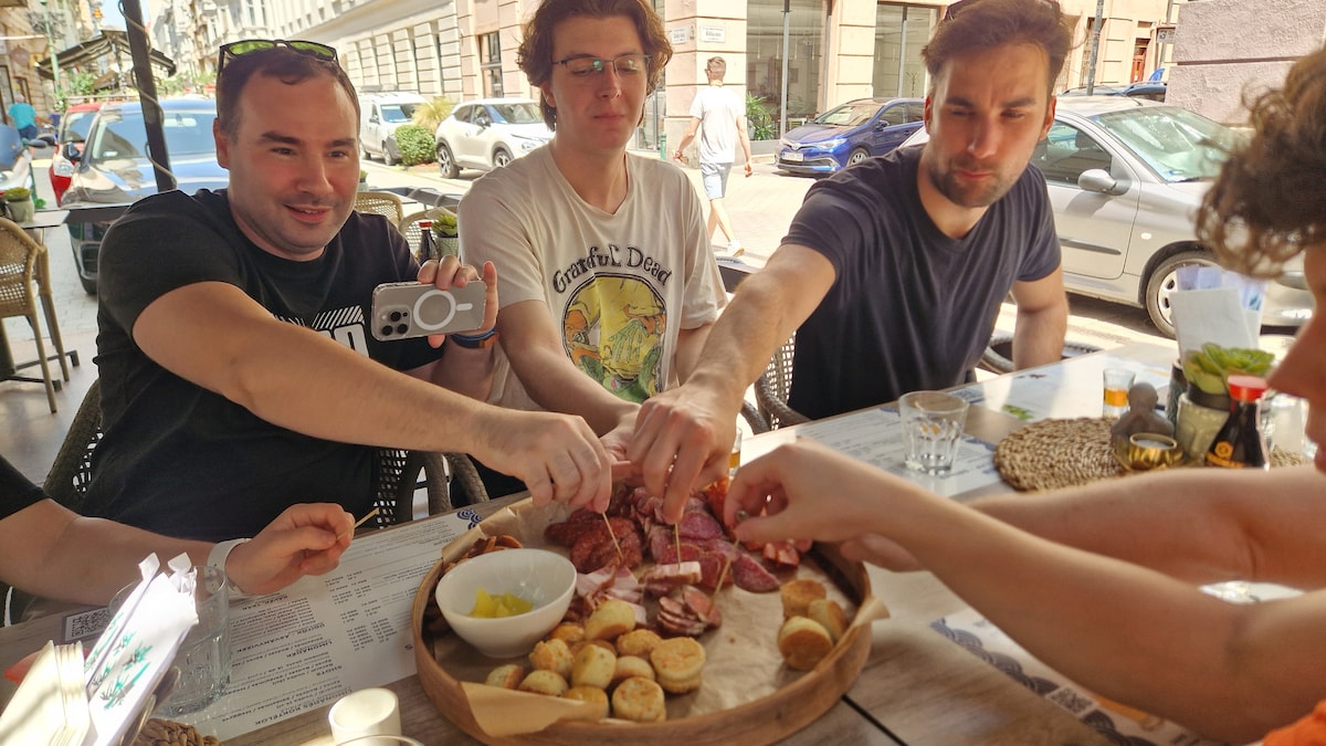 Bites & Wines: A Taste of Hungary