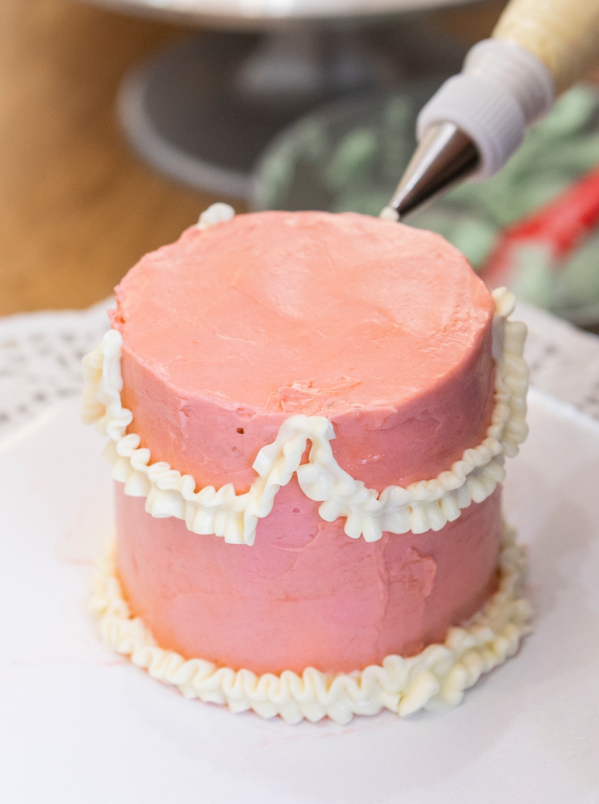 Decorate Sweet Lady Jane cakes in Santa Monica