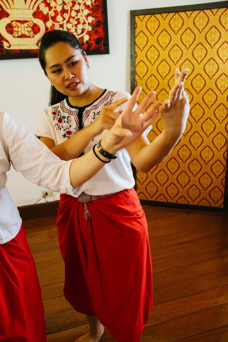 Learn Traditional Thai dance