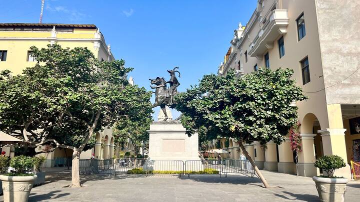 Разходете се и открийте историята на древна Лима