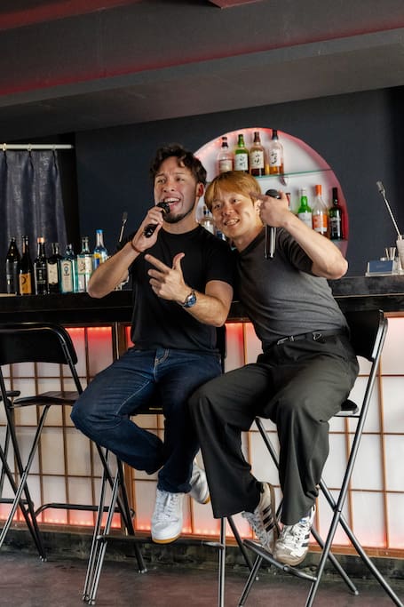 Dive into karaoke culture with a rockstar