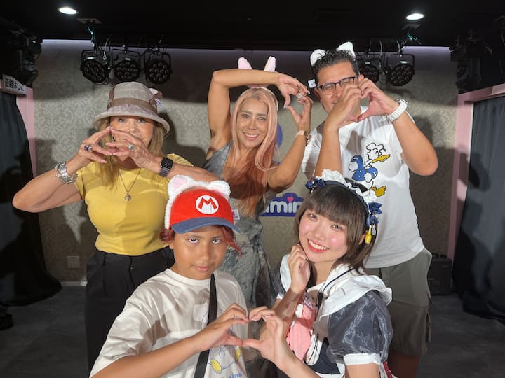 Gundua Akihabara: Ziara ya Anime, Manga na Mikahawa ya Wajakazi