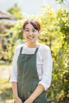 160年の古民家で、野草摘み＆かまどご飯体験