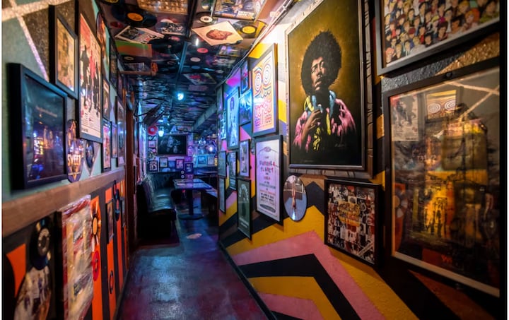 Rare Vinyl & Nirvana's Studio w/ Underground DJ · ☆5.0
