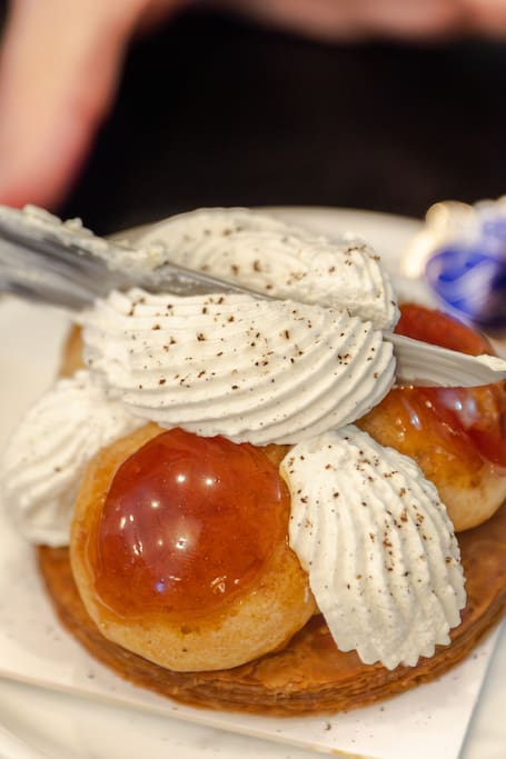 French pastry test with a writer and food stylist