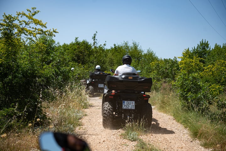 Разходете се с АТВ из вътрешността на Дубровник