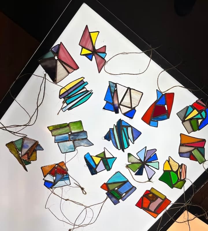 ვიტრაჟული ხელოვნების შექმნა პროფესიონალთან ერთად