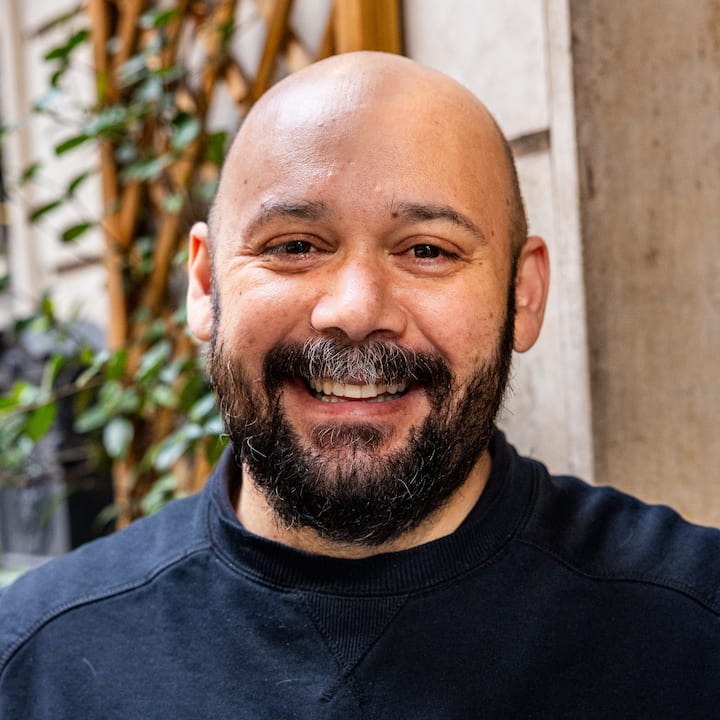 Shijo një festë me mishra të thara në një dyqan kasapi romak