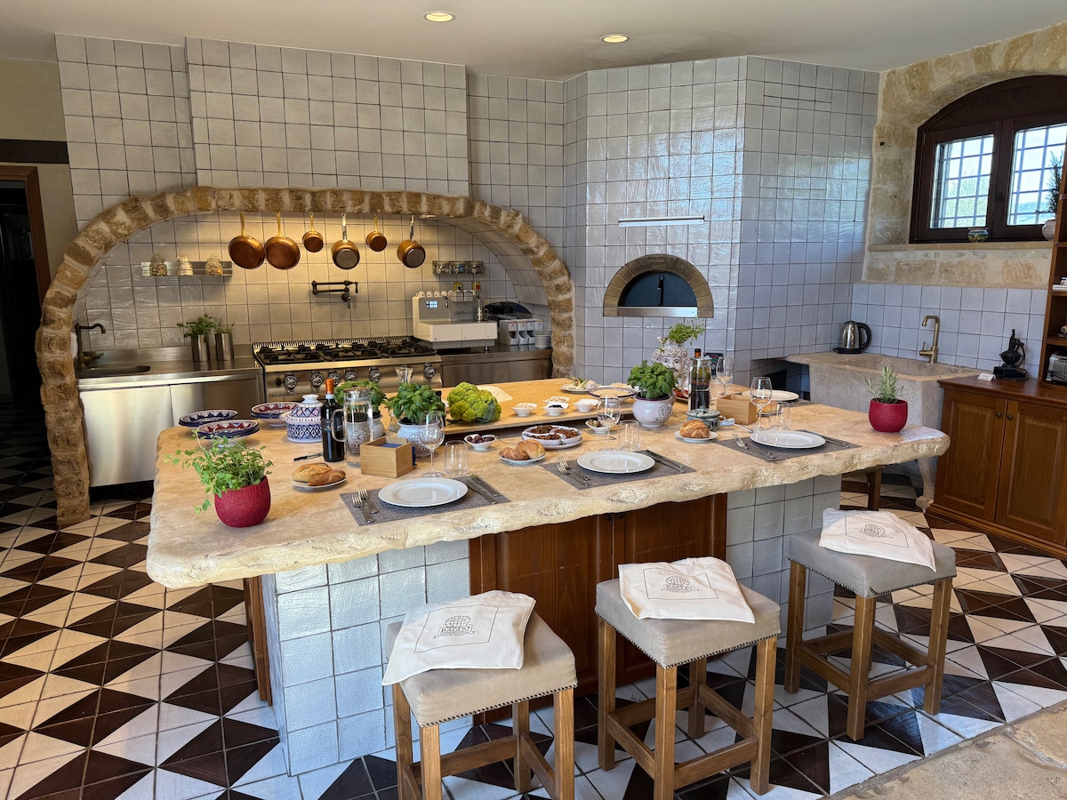 Home restaurant tipica siciliana