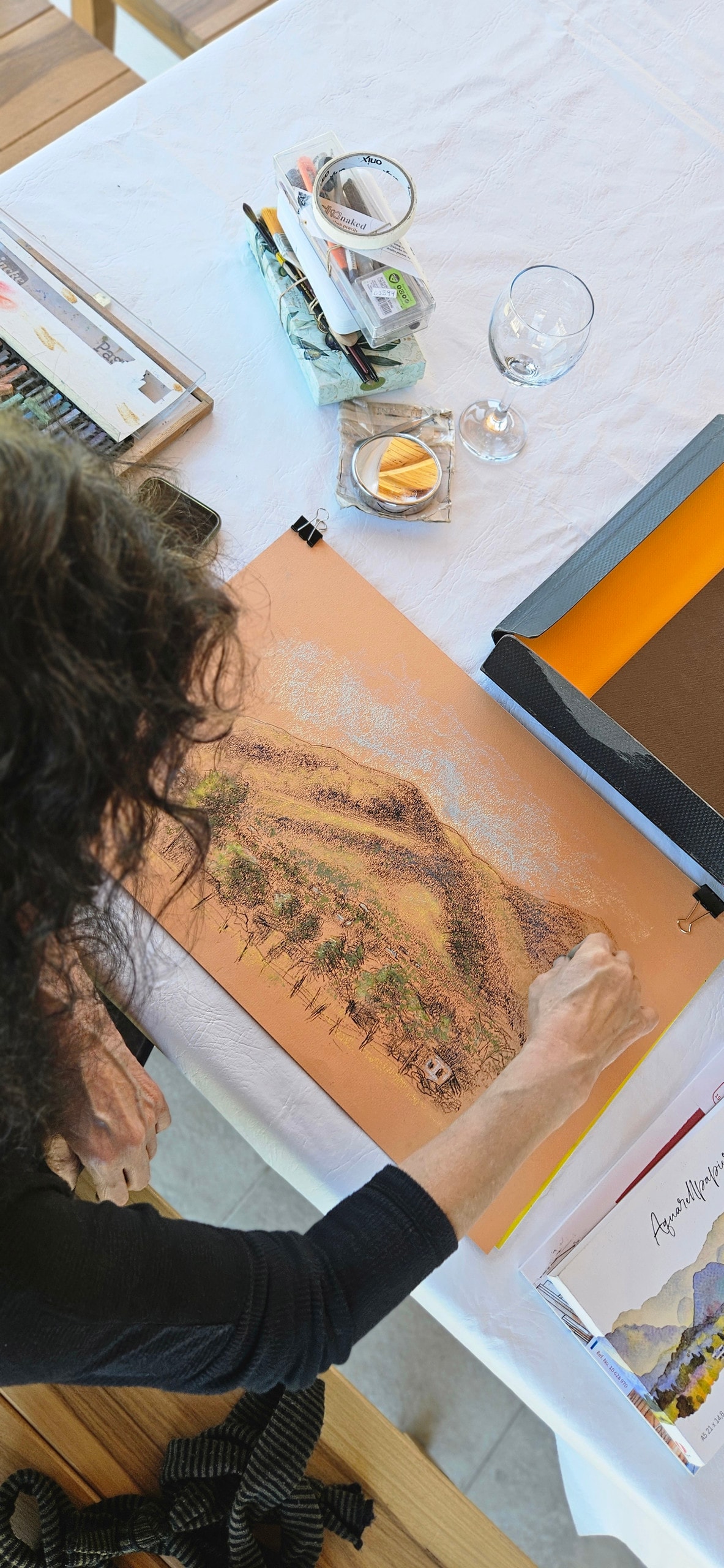 Argentine painting and flavors at Casa Fom