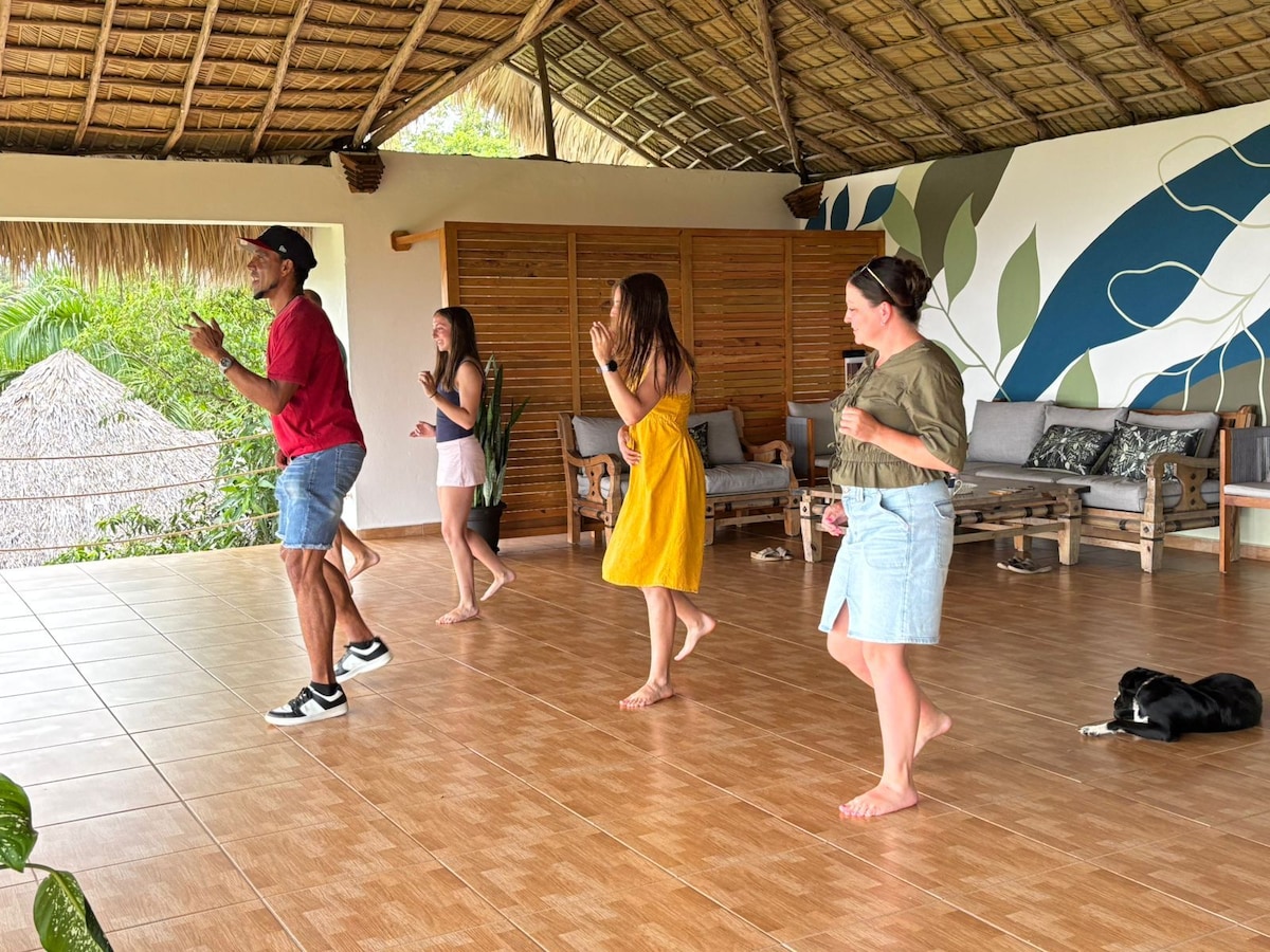 Private & Group Bachata Lessons