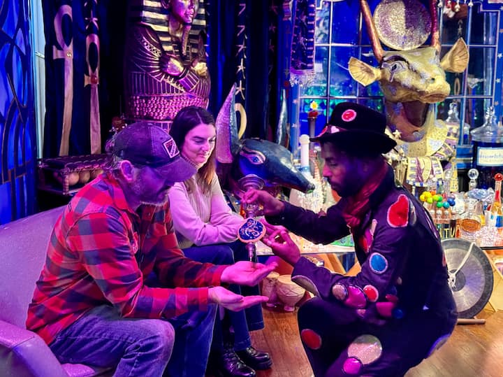 Авантура во зајачевата дупка, надреално бегство