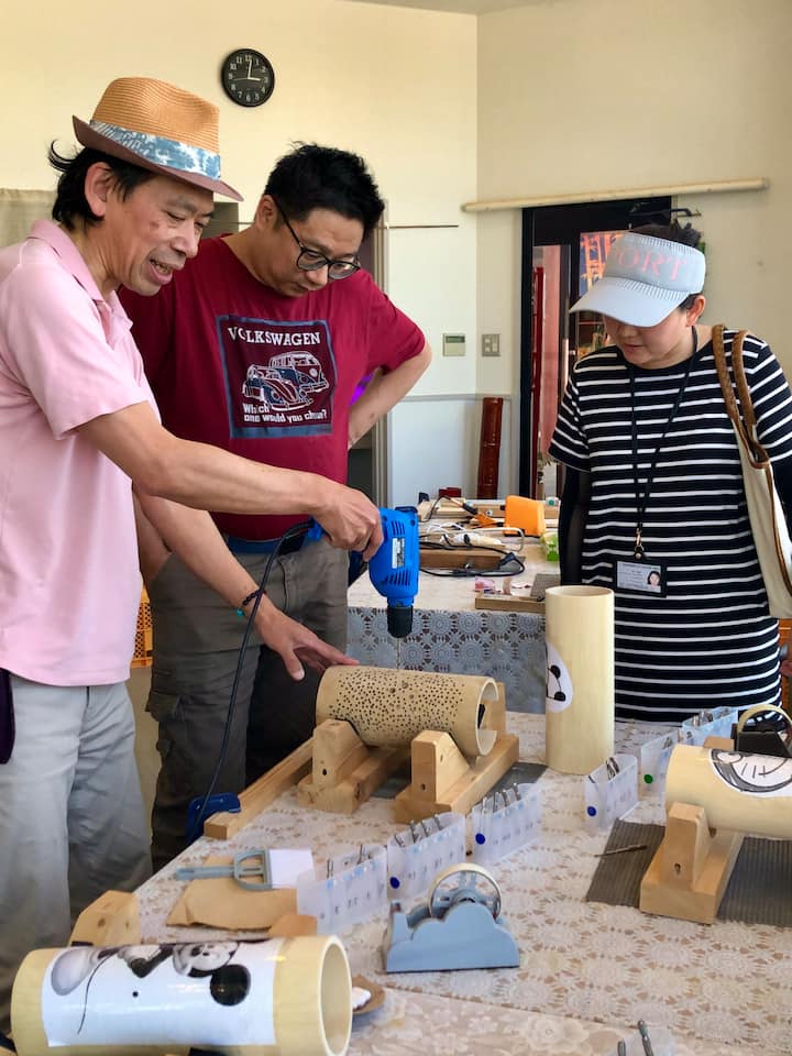 კიოტოში ჩხირების ოსტატთან ერთად
ხელნაკეთი   
ბამბუკის ჩხირების დამზადების გამოცდილება 　