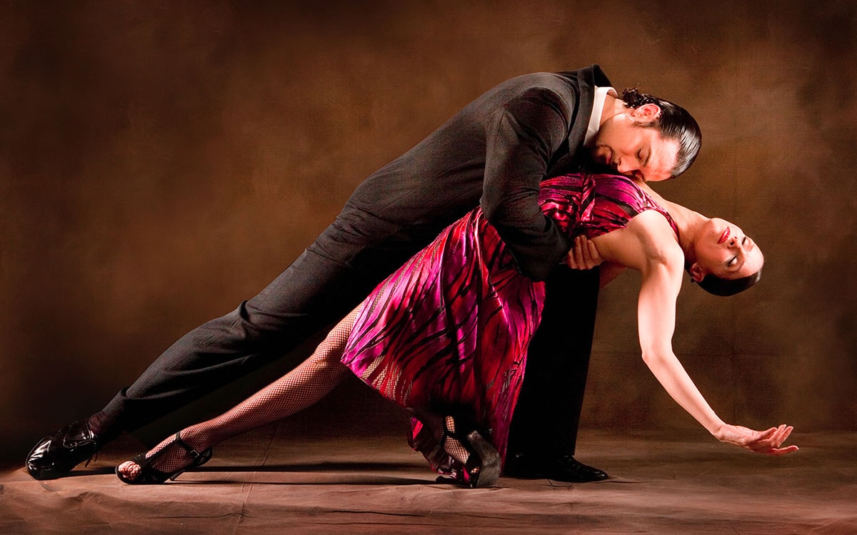 Tango show in the old town of Locarno with dinner