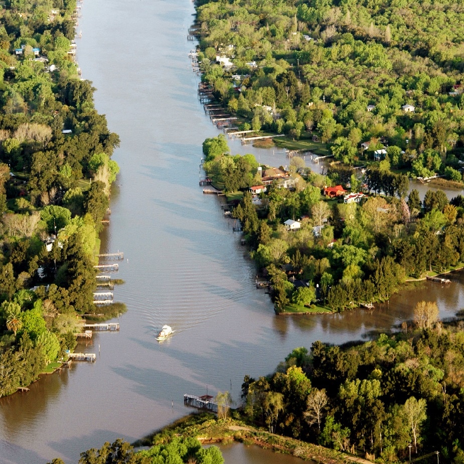 Nautical experience: anchor and enjoy
