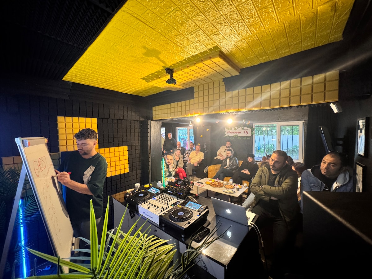 DJ and Music Workshop