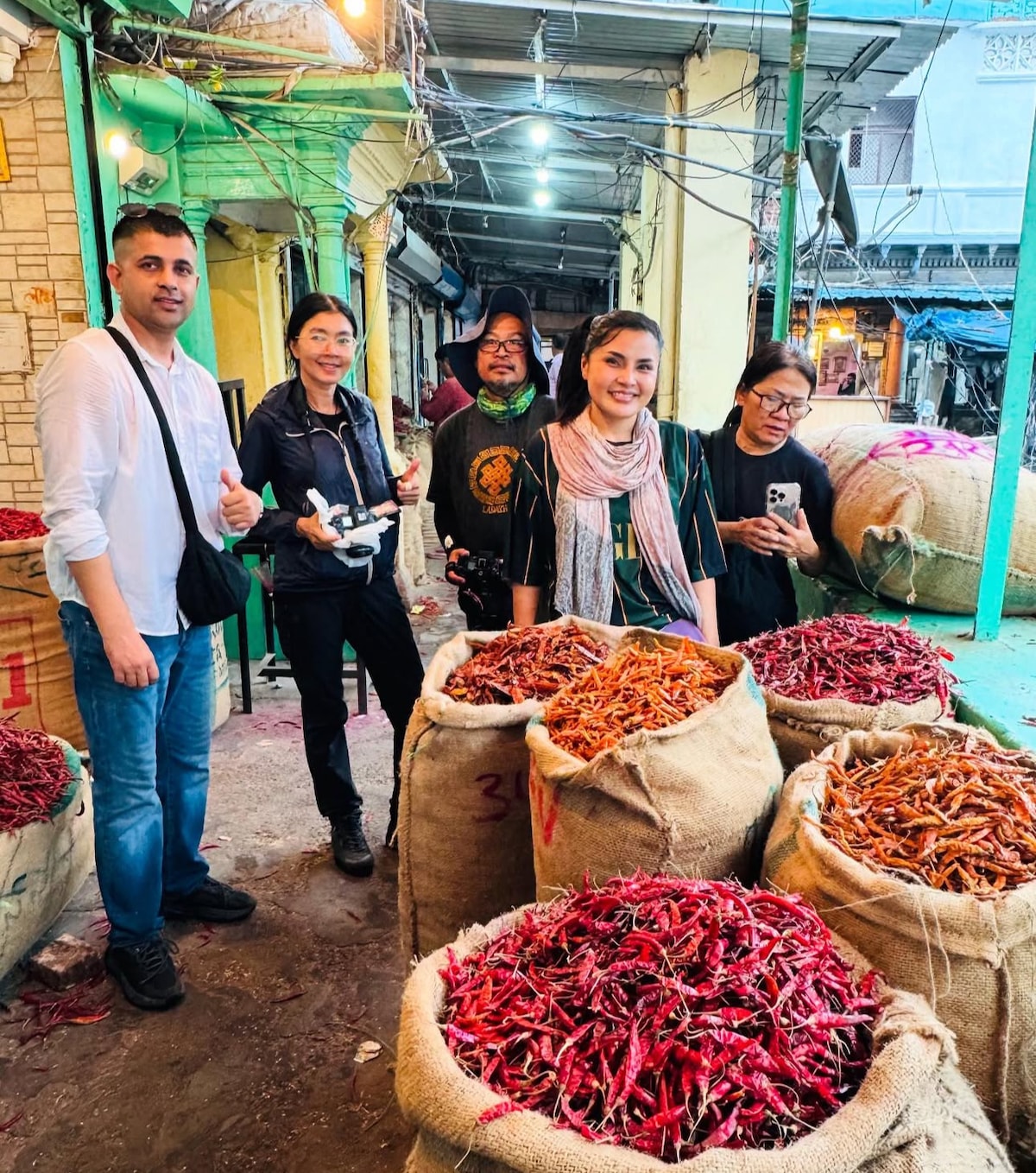 Spice street: Old Delhi food & rickshaw