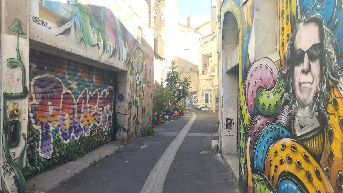 Street Art  -Rue de Tunis Sète-